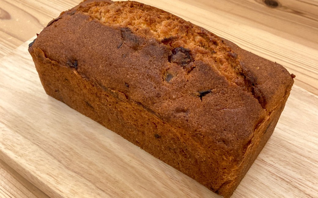 しっとり食感のパウンドケーキ 【クランベリーとホワイトチョコ】 1本 ／ ベリー チョコ ケーキ 洋菓子 お菓子 菓子 スイーツ