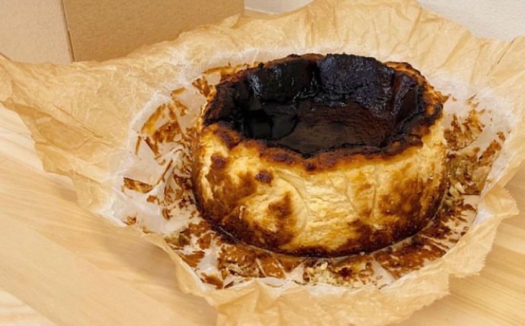 バスクチーズケーキ 5号 直径15cm ／ 洋菓子 スイーツ ケーキ おやつ チーズ デザート