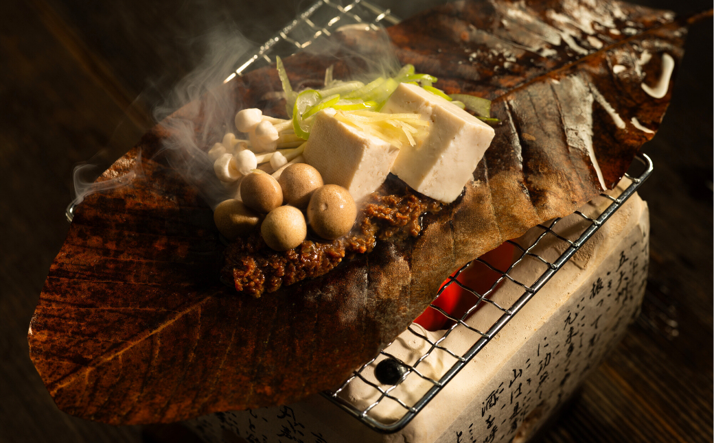 一年熟成味噌は味噌汁、煮物、調味ソースなどお料理に幅広く活躍します。