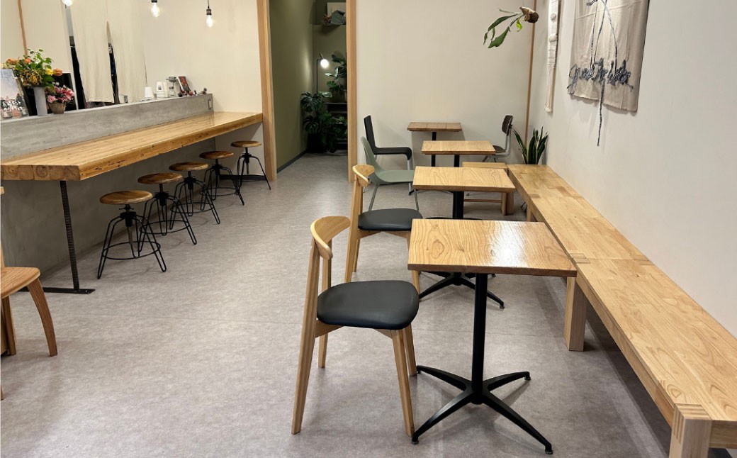 しっとり食感のパウンドケーキ 【クランベリーとホワイトチョコ】 1本 ／ ベリー チョコ ケーキ 洋菓子 お菓子 菓子 スイーツ