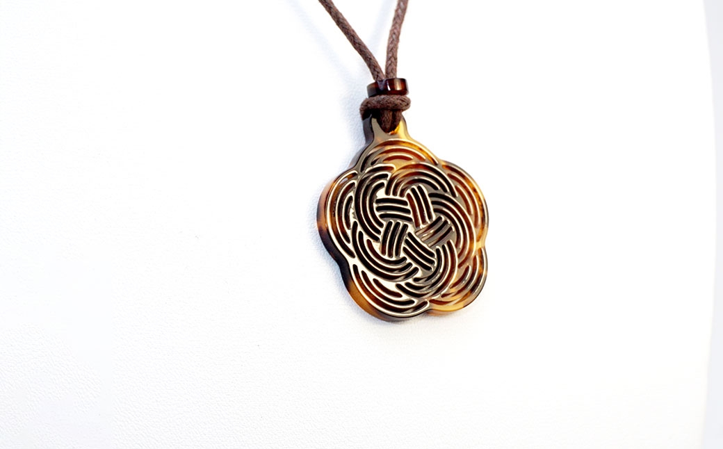 【 べっ甲 】 《 Mizuhiki シリーズ 》 Azalea ペンダント