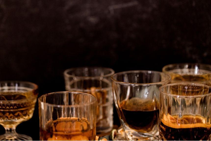 二度蒸留×樽熟成、樽香とろける、まろやかブランデー