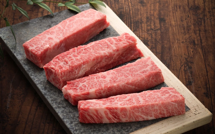 菊陽町 あかうし 熊本県 肉 にく niku ブランド 旨み くまもとあか牛 和牛 阿蘇 自然 自社牧場 直接 最高 定期便