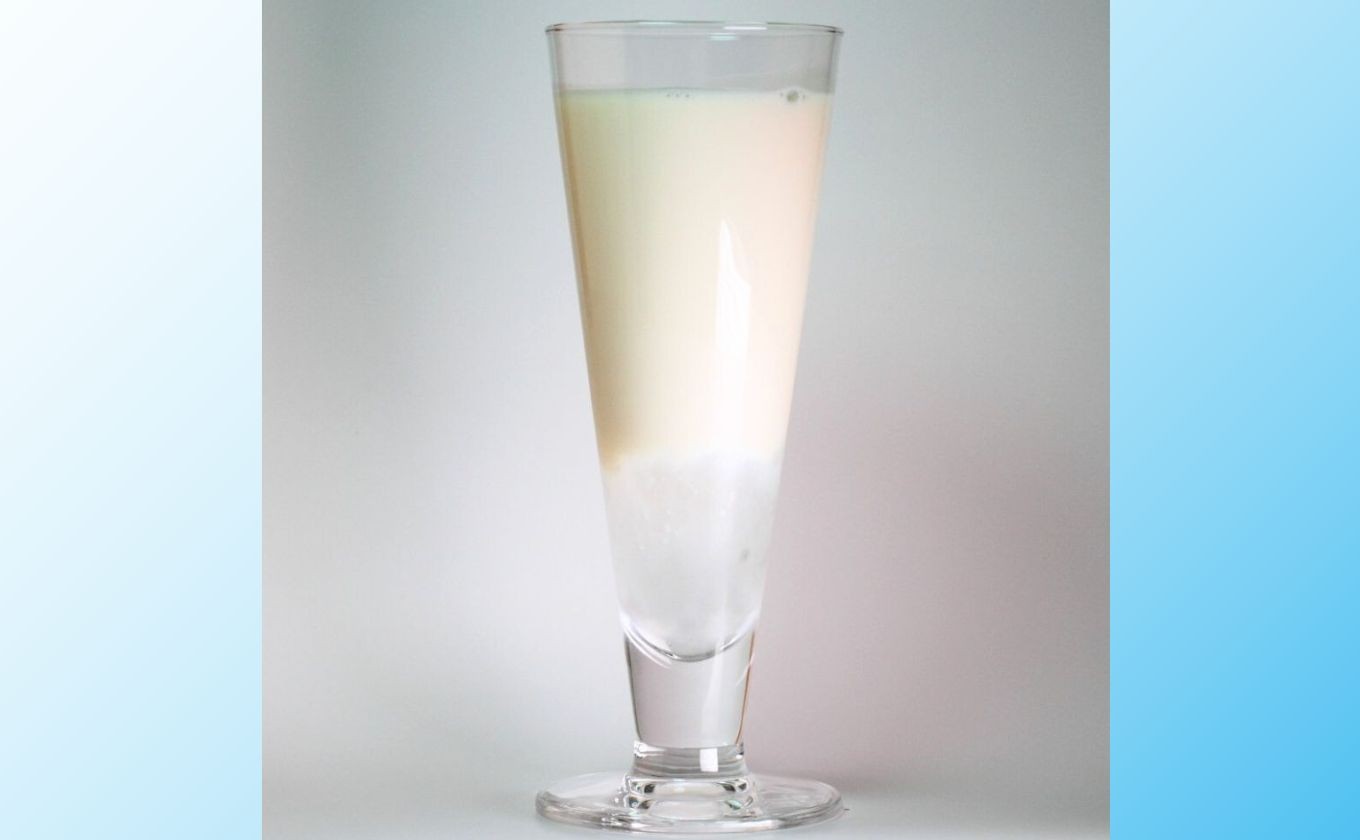 宮崎本店の本格焼酎「キンミヤ焼酎」豆乳割り