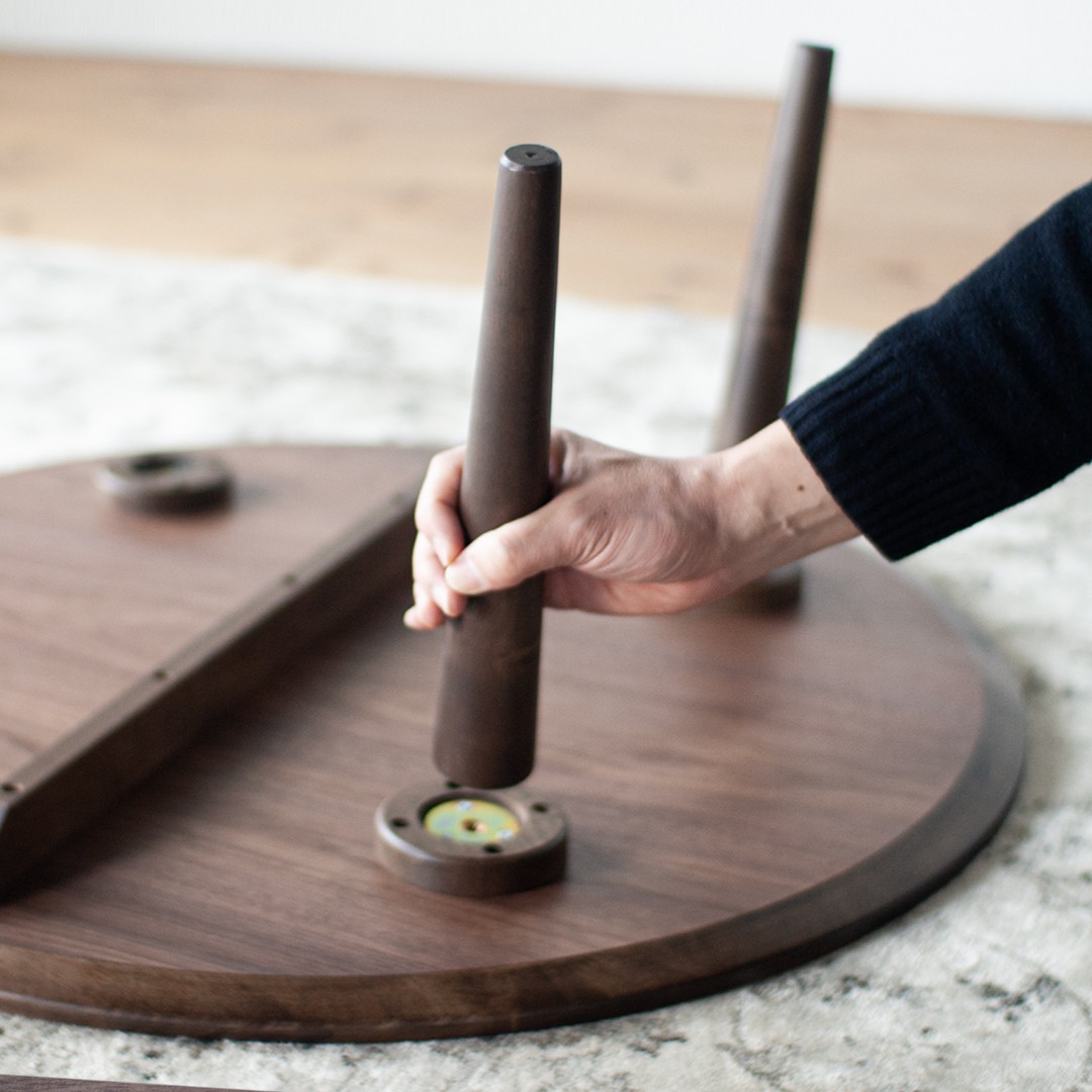 ウォルナット材のラウンドローテーブル【3サイズ 70cm/80cm/90cm】