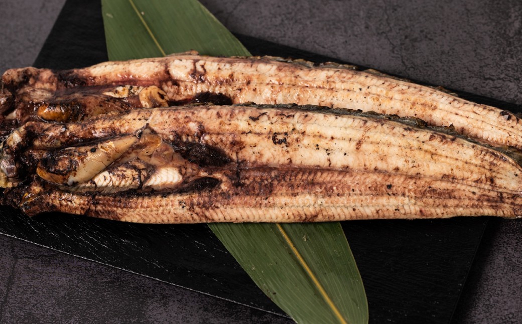 熟練の職人が焼き上げた白焼き