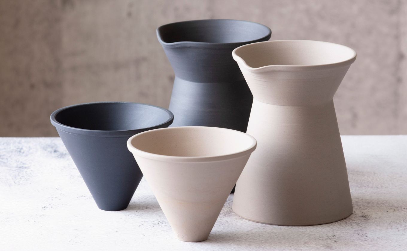 「黒練」と「白練」の2色展開