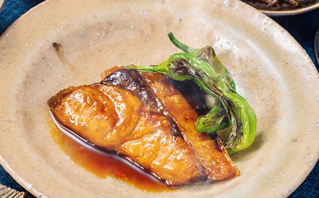 北海道産【骨なし切身】活〆ブリ切身セット3D冷凍 約1800g（300g程度×6パック）