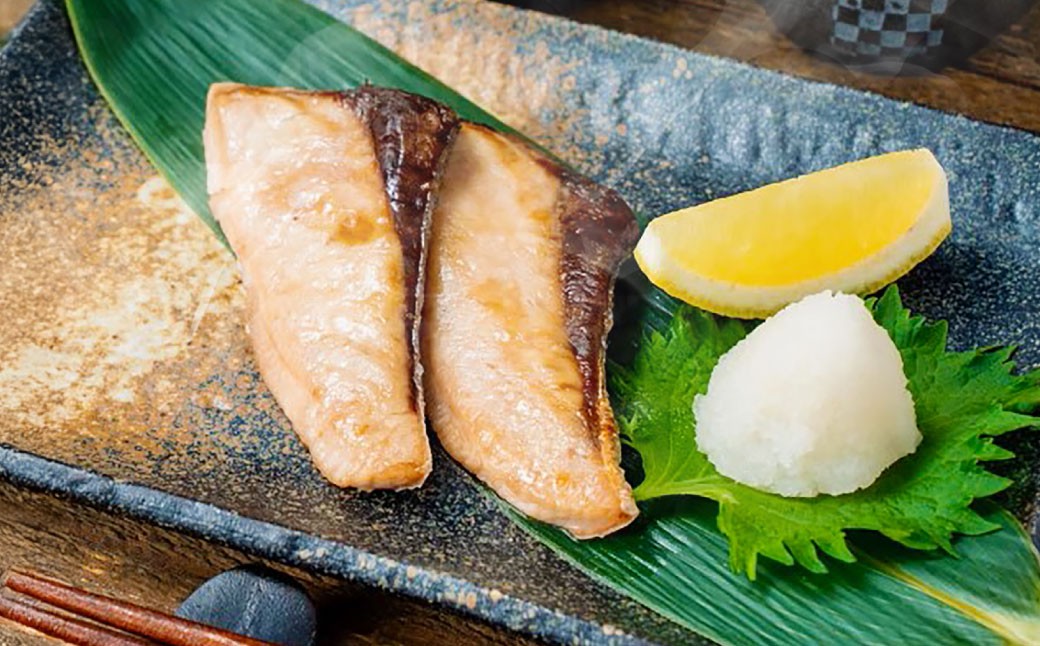 北海道産【骨なし切身】活〆ブリ切身セット3D冷凍 約600g（300g程度×2パック）