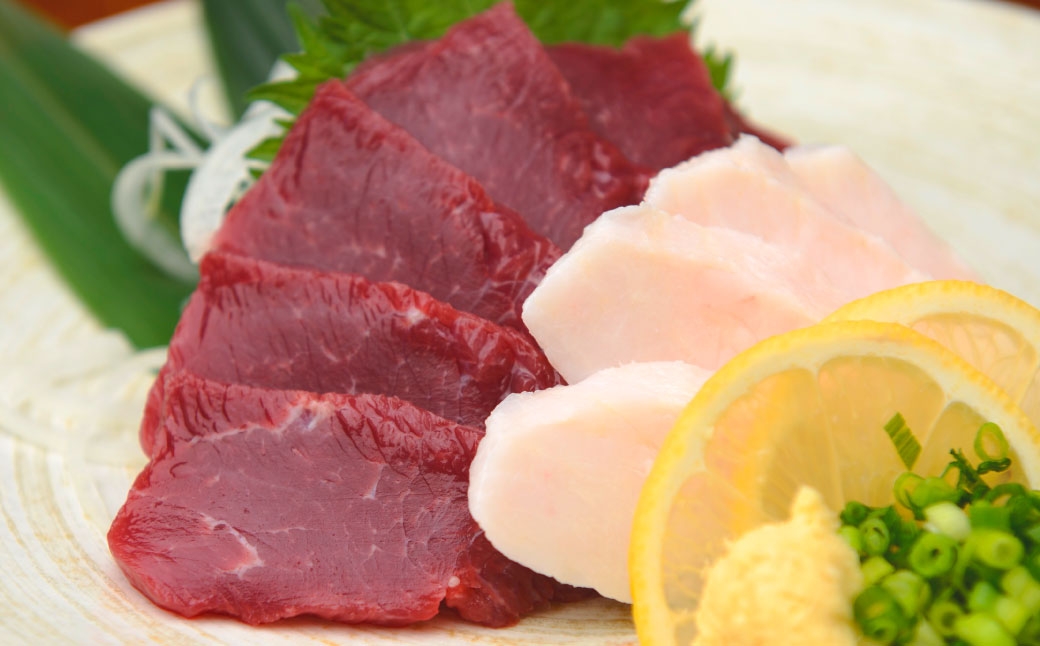 国産 紅白 （ 赤身 ・ コウネ ） 馬刺し 約600g 馬刺し用醤油ミニボトル付き