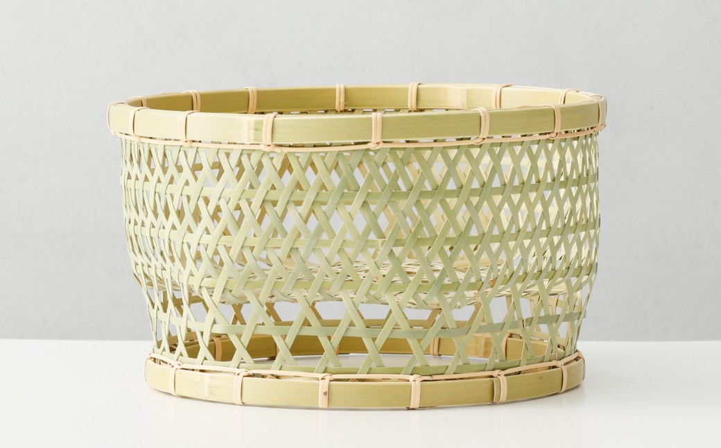 年月とともに色合いがあめ色に変わり、使うほど味が出てきます。