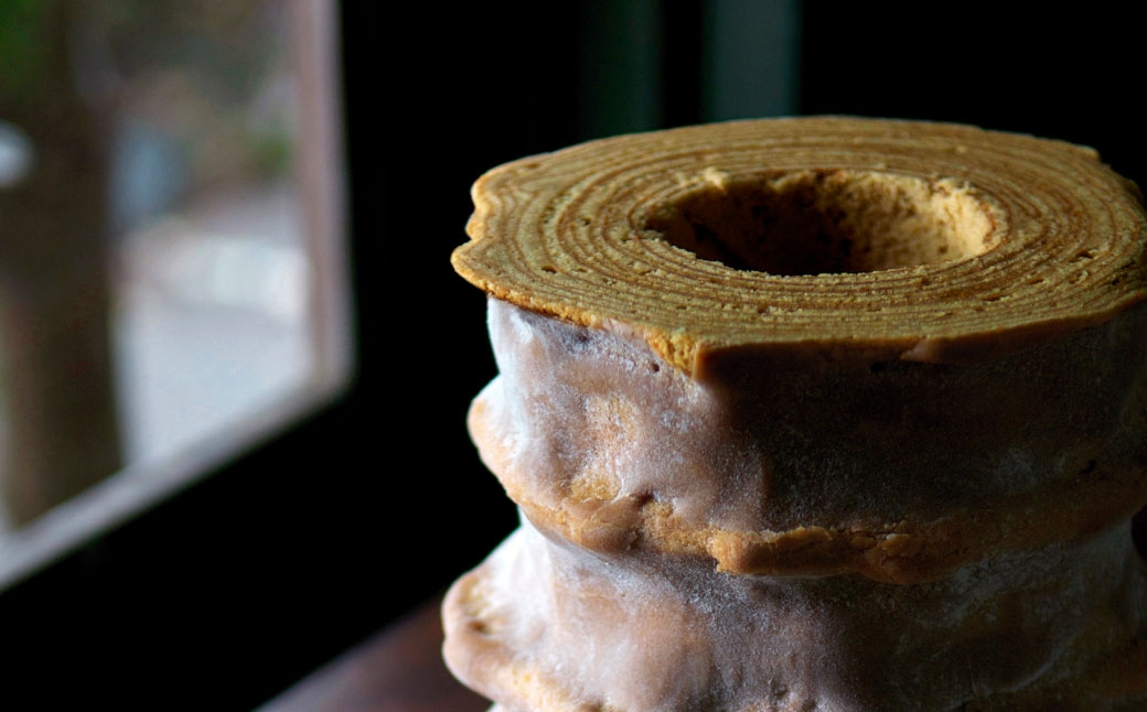 山樵 黒糖バウムクーヘン （ 縦 16cm × 横 6cm × 4.5cm ）