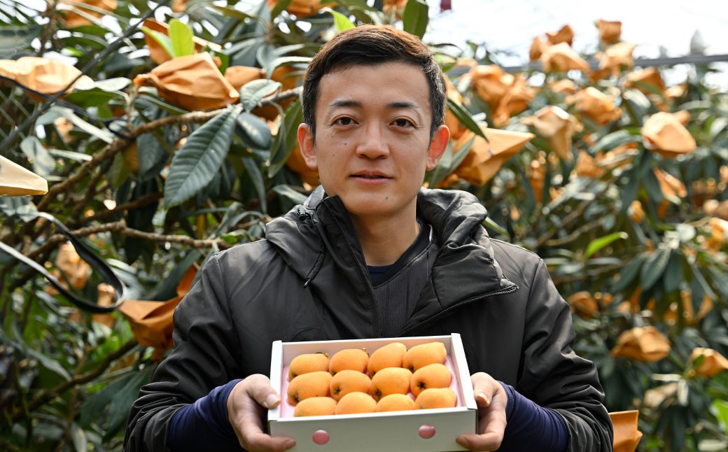 長崎市産びわ 1kg 24個入