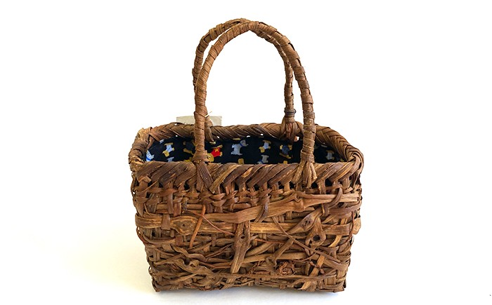 反対の面です。