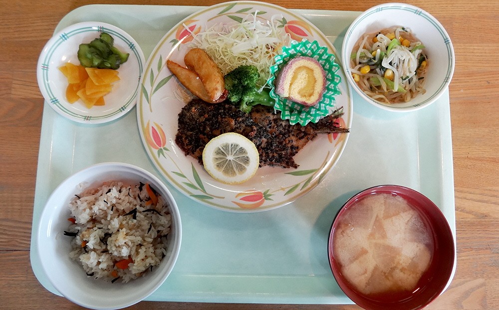 一番人気の日替わり定食（例）