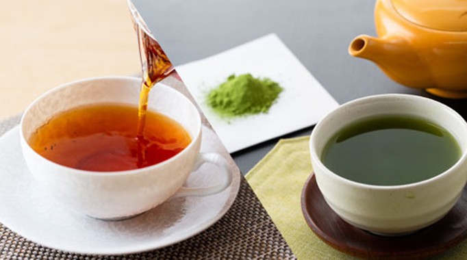 鹿児島県薩摩川内市の紅茶と桑茶のセット
