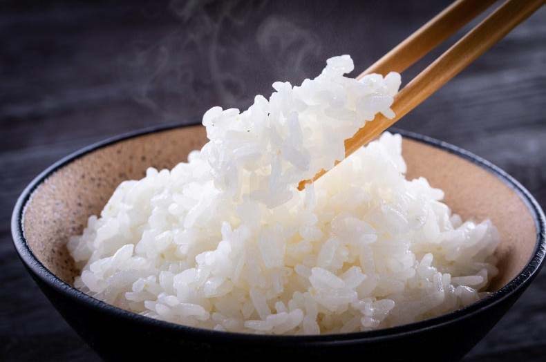 炊き立ての白ごはん