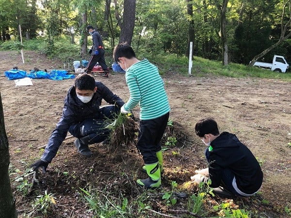 卒業記念植樹祭に係る土地の開墾費用と植栽地環境整備の一部