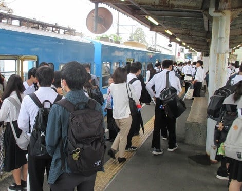 未来へつなぐ。日本で最古級の「近江鉄道線」を守りたい！！｜ふるさと