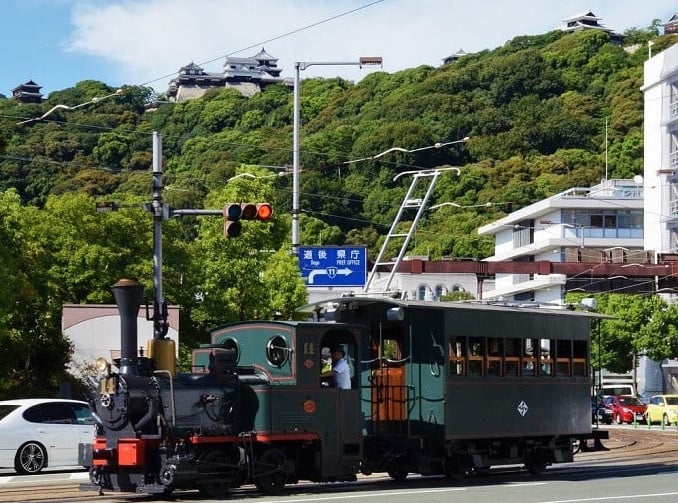 坊っちゃん列車を走らせようプロジェクト｜ふるさと納税のガバメント 