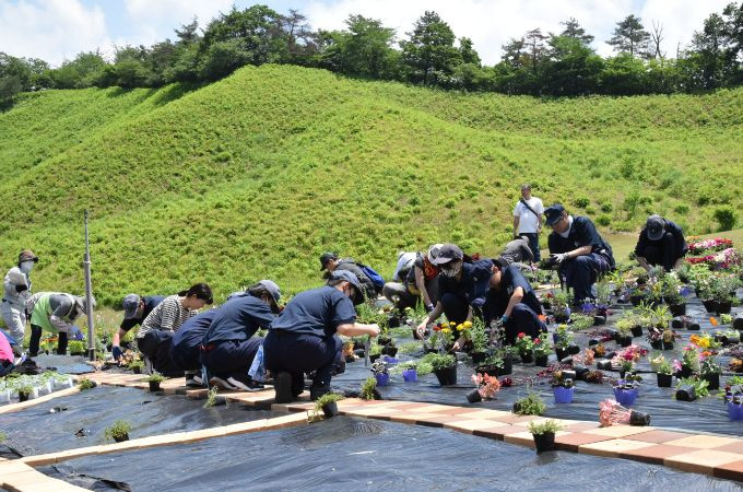 冬鳥越スキーガーデンをにぎわいの拠点にしたい！【園芸王子と市民による花いっぱいプロジェクト】｜ふるさと納税のガバメントクラウドファンディングは「ふるさとチョイス」