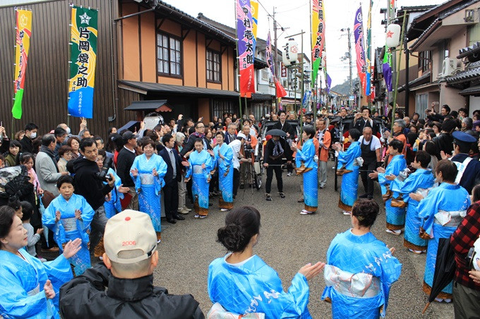 近畿最古の芝居小屋・永楽館でしか味わえない歌舞伎公演を開催したい！｜ふるさと納税のガバメントクラウドファンディングは「ふるさとチョイス」