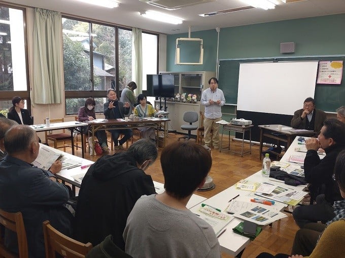 府の協働推進事業に広く活用します。