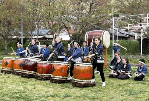 人口3,000人の田舎町に世界中の人々が行き交う交流施設を誕生させたい