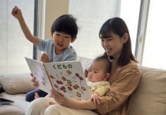 絵本を通して親と子の心がふれあうひと時をふやしたい「ブックスタート　フォローアップ事業」