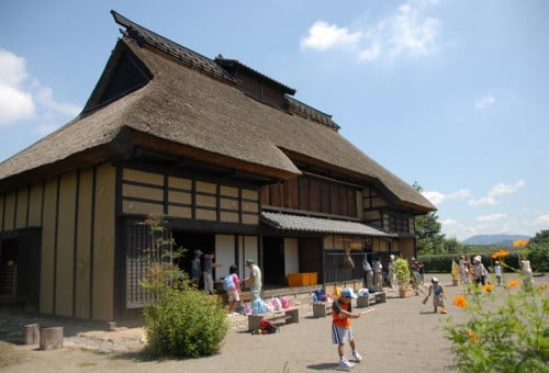 main_img