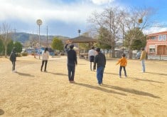 ー輝くために生まれてきたのだからー　信じる・待つ・愛するがモットーのフリースクール