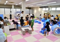 【子ども達の笑顔で賑わう新しいスキー場（IOX-AROA）のかたち 】笑顔ひろがる、みんなの室内あそび場プロジェクト