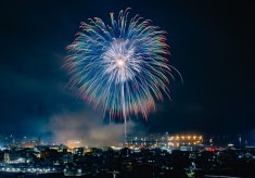 夜空に輝く、私たちの宝物。みんなでつくる「第75回　つくみ港まつり　花火大会」を次の世代へ繋ぎたい！