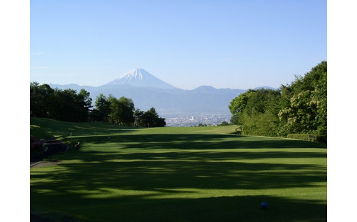 ☆眺望のいいゴルフ場で豪快なプレーを満喫してください！！☆