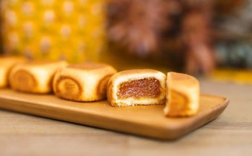 パティシェが作る創作パイナップルケーキ