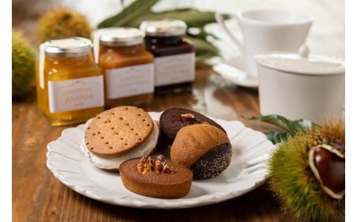 パティシエお手製のお菓子でちょっと贅沢なティータイムをどうぞ