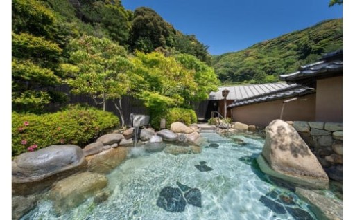 【源泉の宿　萩本陣】平休日1泊2食付 ペア宿泊券　＜本丸・和室＞