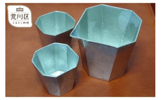 伝統技術で丁寧に作られた🍶『純錫八角ぐい呑みペア・純錫片口3点セット』