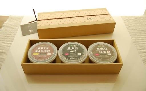 「有機味噌ギフト桃花（ももはな）」丹波黒豆にこだわった味噌3種