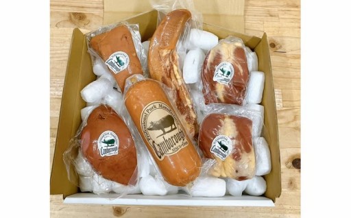 おつまみにもピッタリ！🐖スモークホルモン🐖