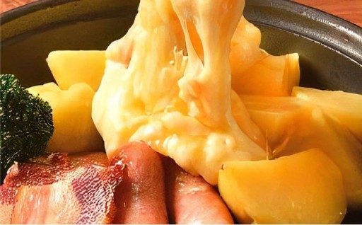 北海道産の生乳100%使用！ 花畑牧場の深味ラクレット 計約2kg 1kg×2袋