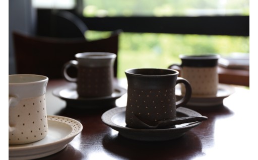 ～益子焼～「土の呼吸が、日常を静かに彩る。」