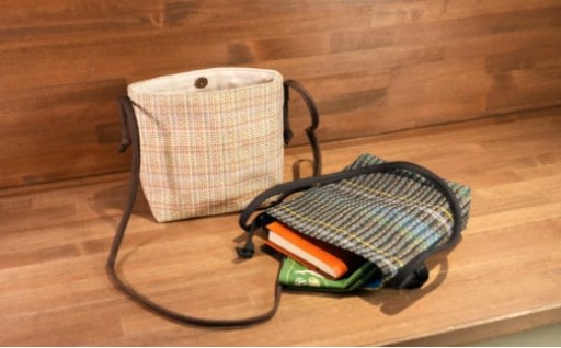 「伝統的工芸品」伊那紬 ミニショルダーバッグ