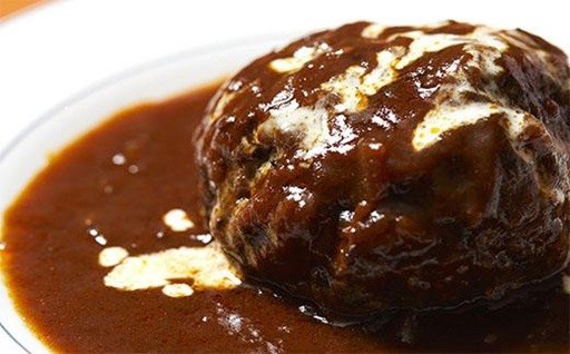 ジューシーで美味しい手作りハンバーグ🍽️