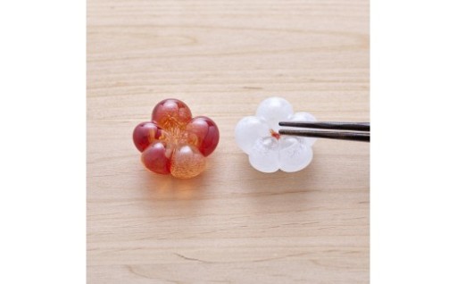 めでたい紅白梅箸置き《木箱セット》
