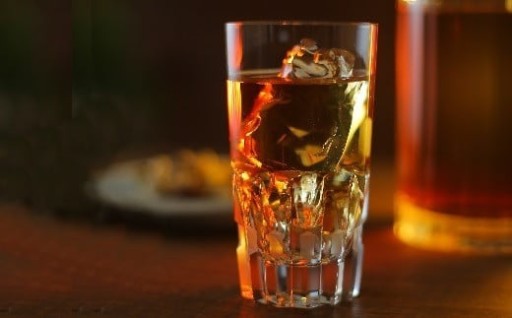 ビール1缶も、ハイボールにも、ちょうどいいサイズ