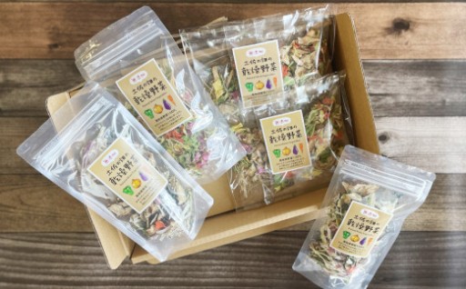 野菜を切らずに味噌汁ができます