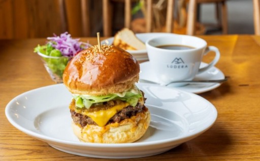 LuDERA名物　ルデラバーガー🍔