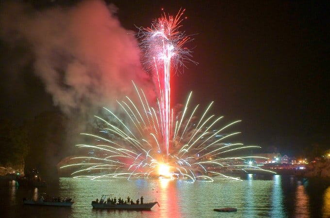 きふたび特集 夏の夜空に咲き乱れる 花火特集 きふたび きふ をして たび に出よう