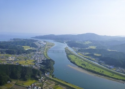 四万十川が海に行きつく場所"四万十市"